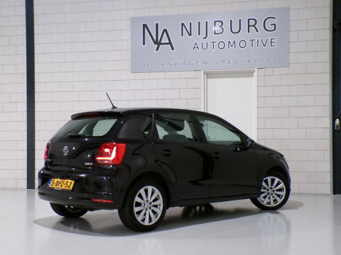 Volkswagen Polo 1.0 75PK Comfortline "Origineel NL!" 1e eigenaar! Apple-carplay Camera Android-auto Bluetooth Navigatie Garantie