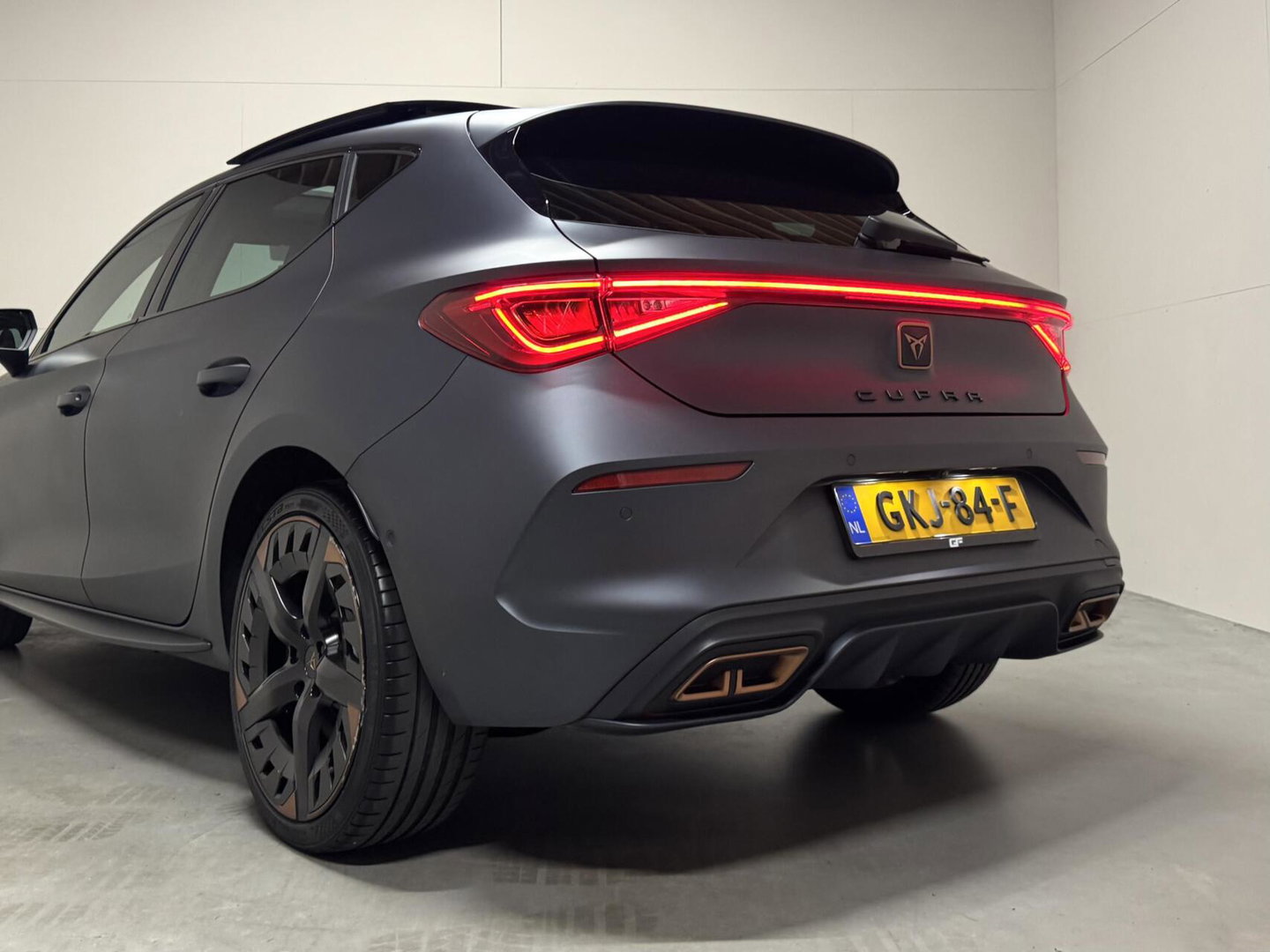 CUPRA Leon 1.4 e-Hybrid VZ Copper Edition Pano Memory Sfeer