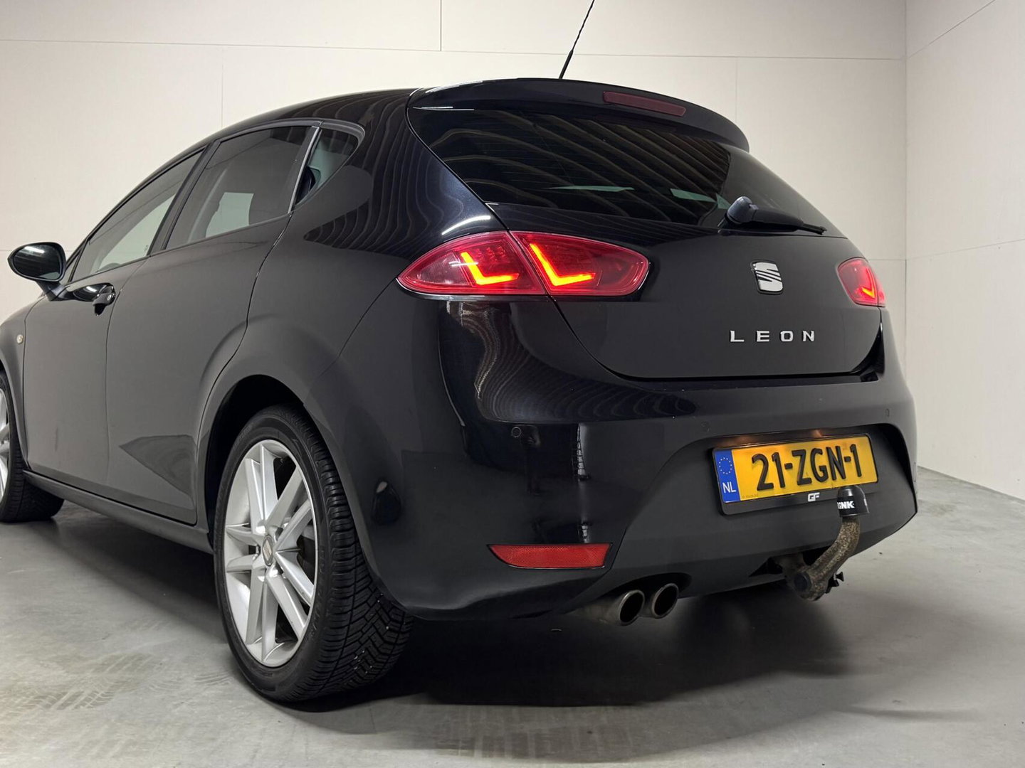 SEAT Leon 1.8 TFSI FR Navi Clima Cruise Trekh. NAP
