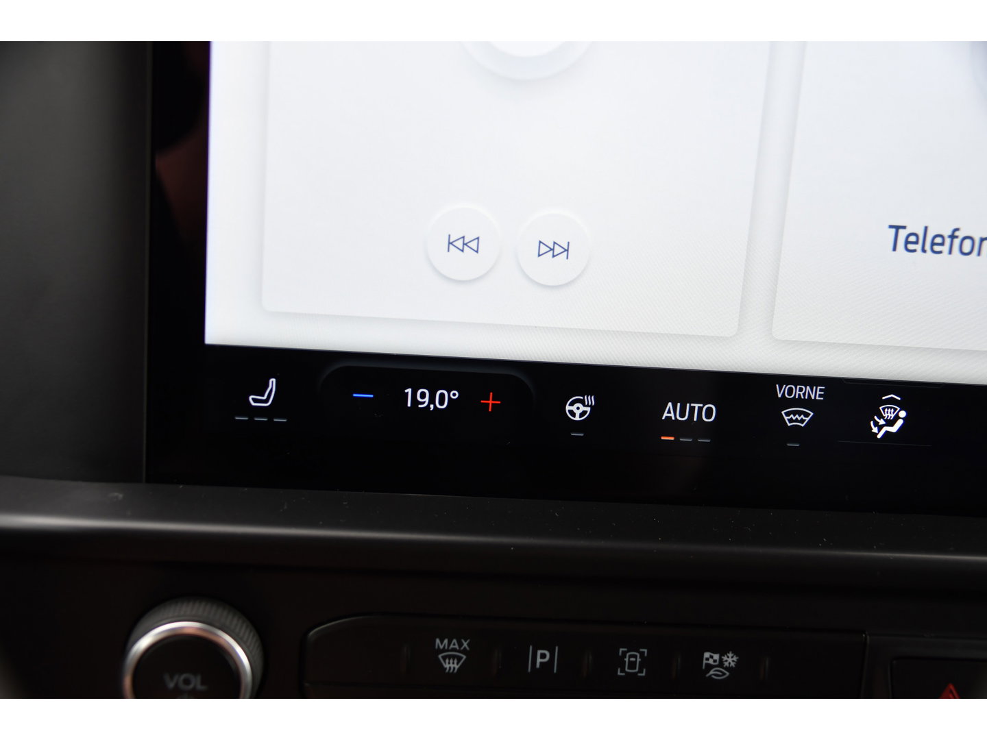 Ford Transit Custom 320 2.0 TDCI L1H1 Trail AWD 4x4 Camera, Cruise, Carplay, B&O, 170pk, LED, Stuurverwarming, Leder, Stoelverwarming, Automaat, Sensoren, Uniek!