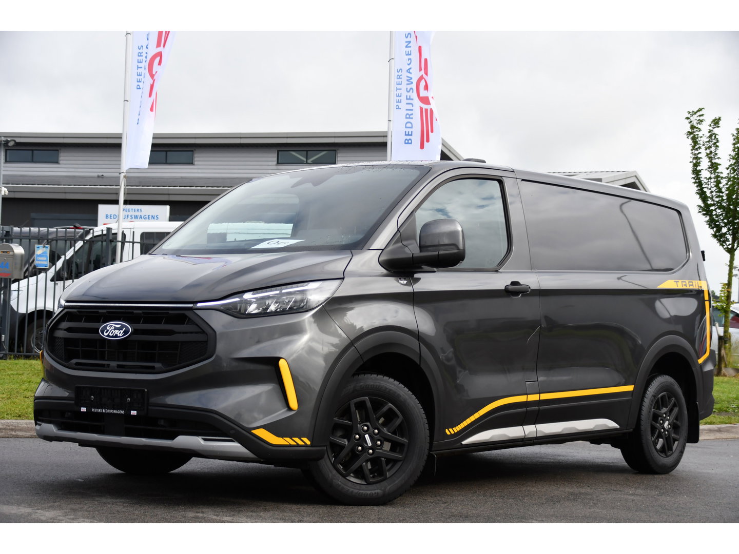 Ford Transit Custom 320 2.0 TDCI L1H1 Trail AWD 4x4 Camera, Cruise, Carplay, B&O, 170pk, LED, Stuurverwarming, Leder, Stoelverwarming, Automaat, Sensoren, Uniek!