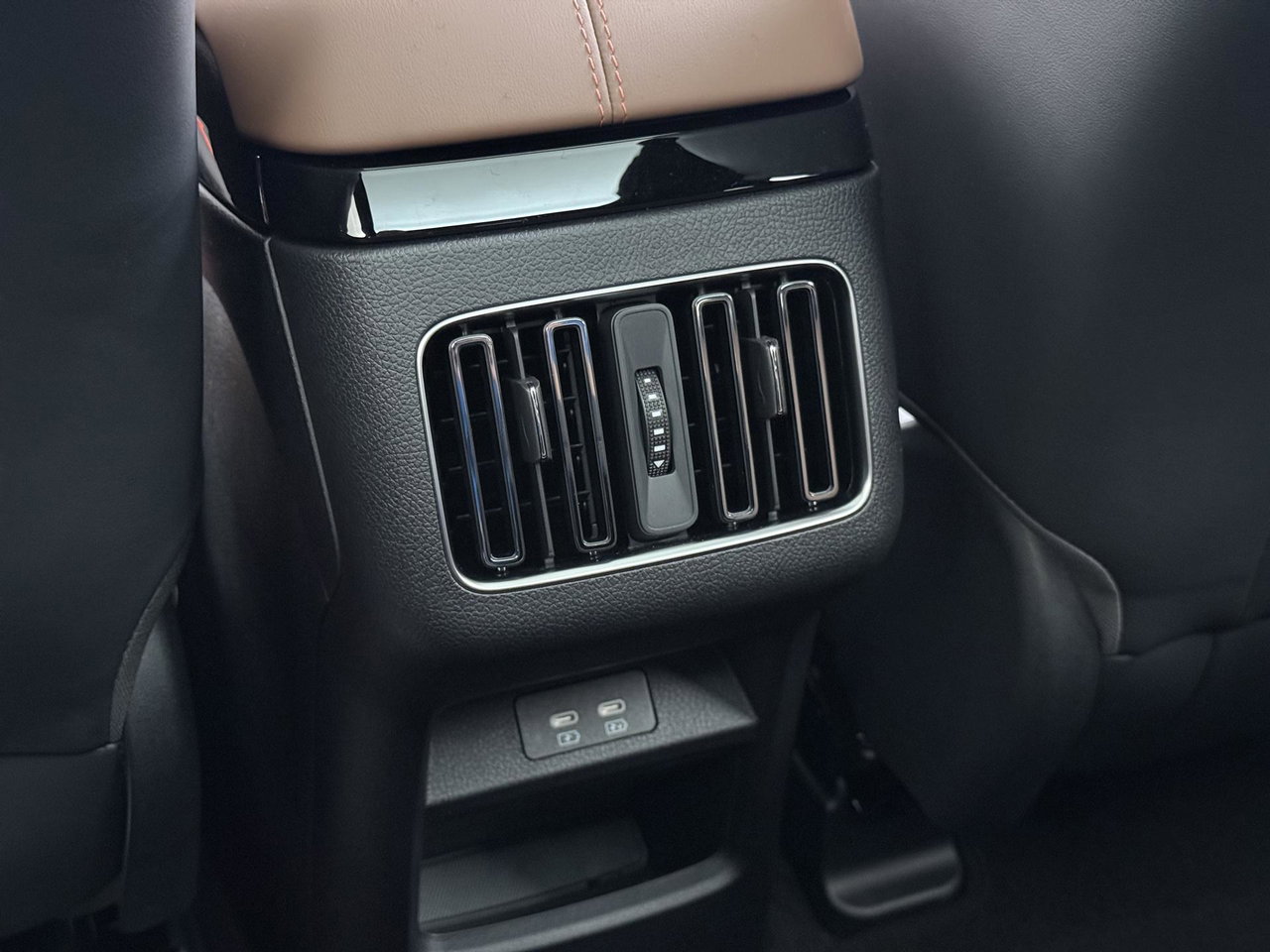 BYD SEAL U