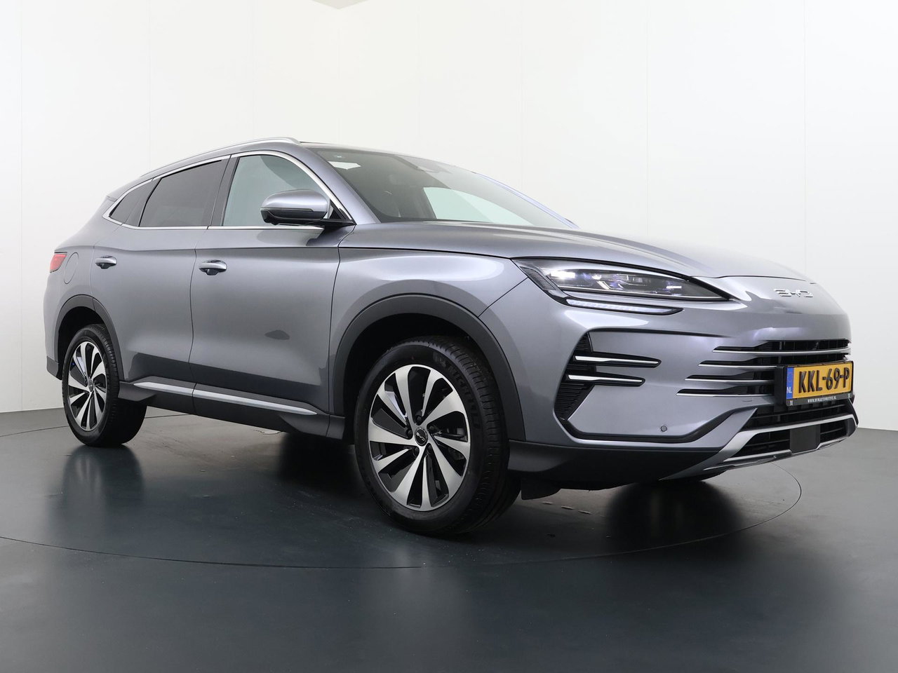 BYD SEAL U