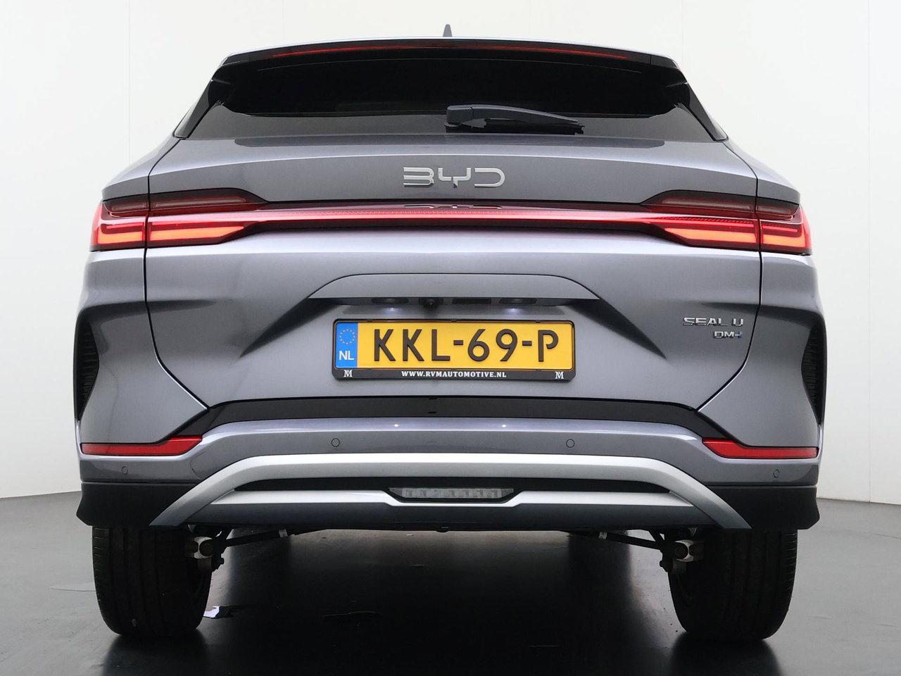 BYD SEAL U