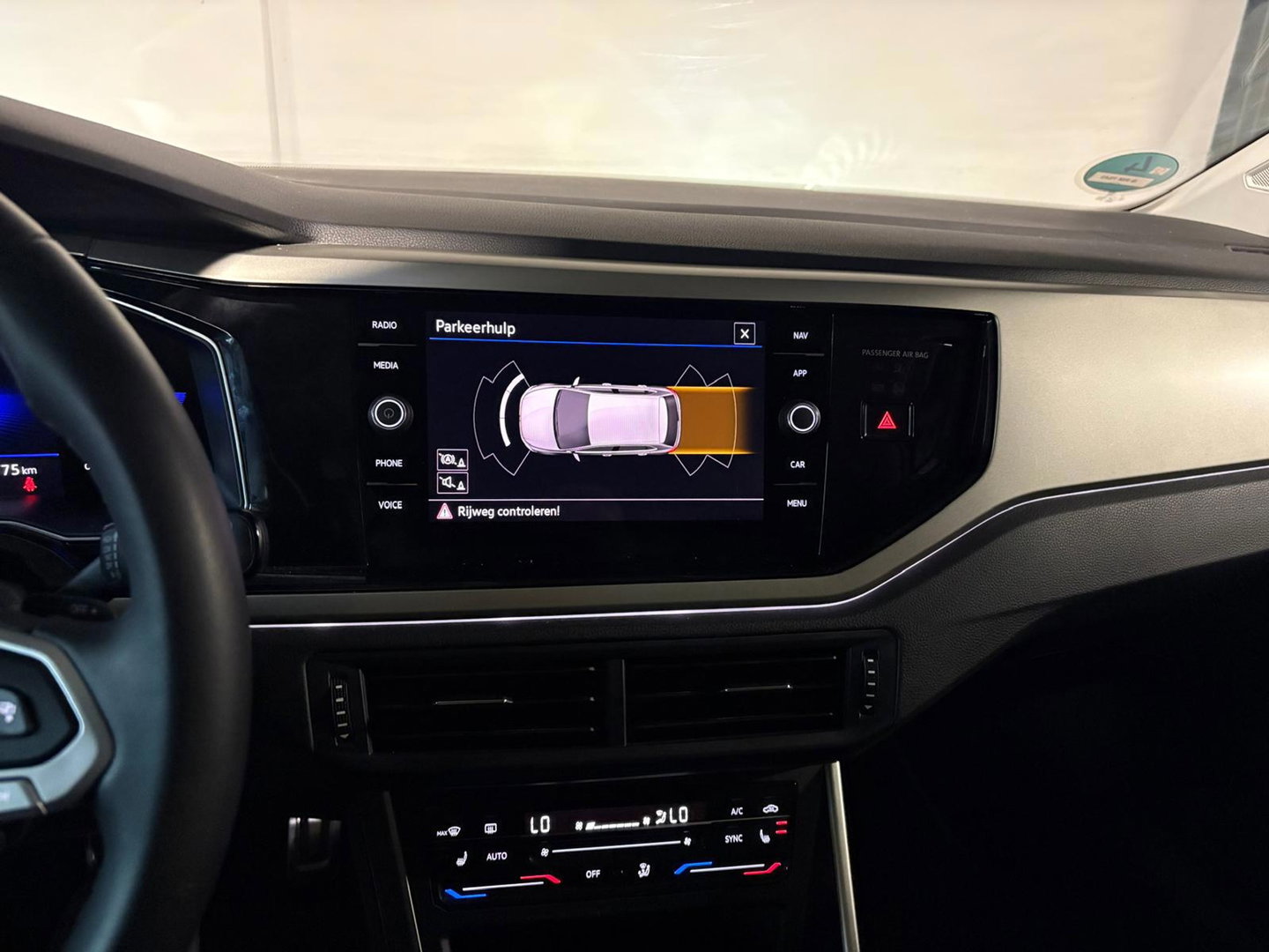 Volkswagen Polo 1.0 TSI Polo ACC PDC CARPLAY