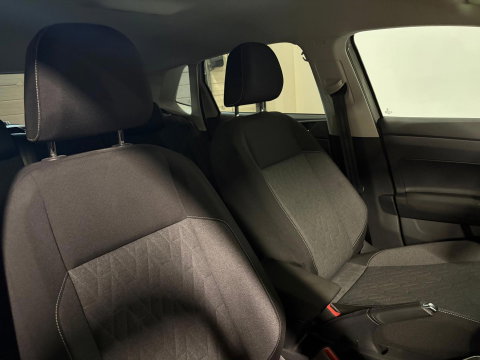 Volkswagen Polo 1.0 TSI Polo ACC PDC CARPLAY