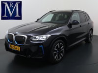 BMW iX3 - Executive 80 kWh VAN: 44.900,- VOOR: 40.877,- UW WKVOORDEEL: 4.023,- | M-Sport |SOH 99% | ELEKTRISCHE TREKHAAK| ELEKTRISCHE ACHTERKLEP| PANORAMADAK| DRIVING ASSISTENT PROFESSIONAL| DODE HOEK SENSOR| STOELVERWARMING