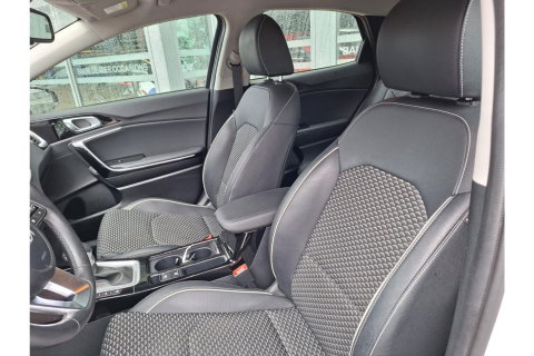 Kia Xceed 1.6 GDI PHEV EX.LINE AUTOMAAT NAVI PDC WINTERPACK.