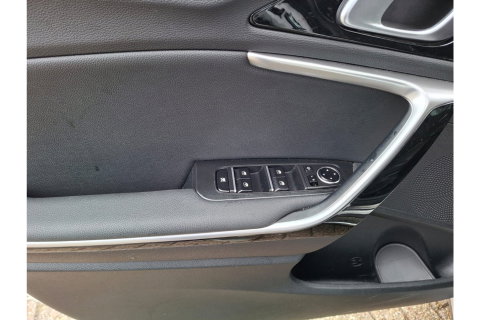 Kia Xceed 1.6 GDI PHEV EX.LINE AUTOMAAT NAVI PDC WINTERPACK.