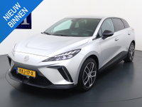 MG MG4 - Electric Luxury 64 kWh VAN: 24.900,- VOOR: 22.877,- UW WKVOORDEEL: 2.023,- | 360 CAMERA| 7 JAAR MG GARANTIE T/M 07-2031| ELEK. STOEL| DODE HOEK SENSOR| STOEL + STUURVERWARMING| ADAPTIVE CRUISE CONTROL