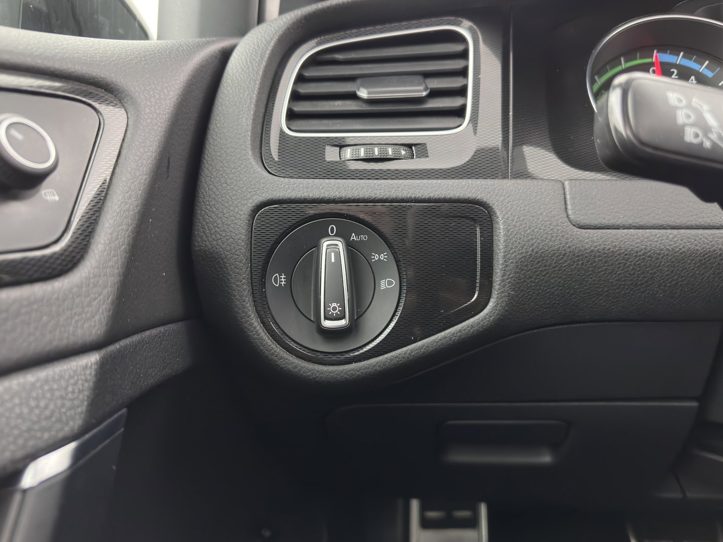 Volkswagen Golf 1.4 TSI GTE Aut. *PANO | LEATHER | FULL-LED | SPORT-SEATS | CAMERA | DAB+ | NAVI-FULLMAP | PRIVACY-GLASS | SHIFT-PADDLES | ECC | PDC | CRUISE | 17''ALU*