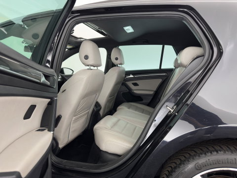 Volkswagen Golf 1.4 TSI GTE Aut. *PANO | LEATHER | FULL-LED | SPORT-SEATS | CAMERA | DAB+ | NAVI-FULLMAP | PRIVACY-GLASS | SHIFT-PADDLES | ECC | PDC | CRUISE | 17''ALU*