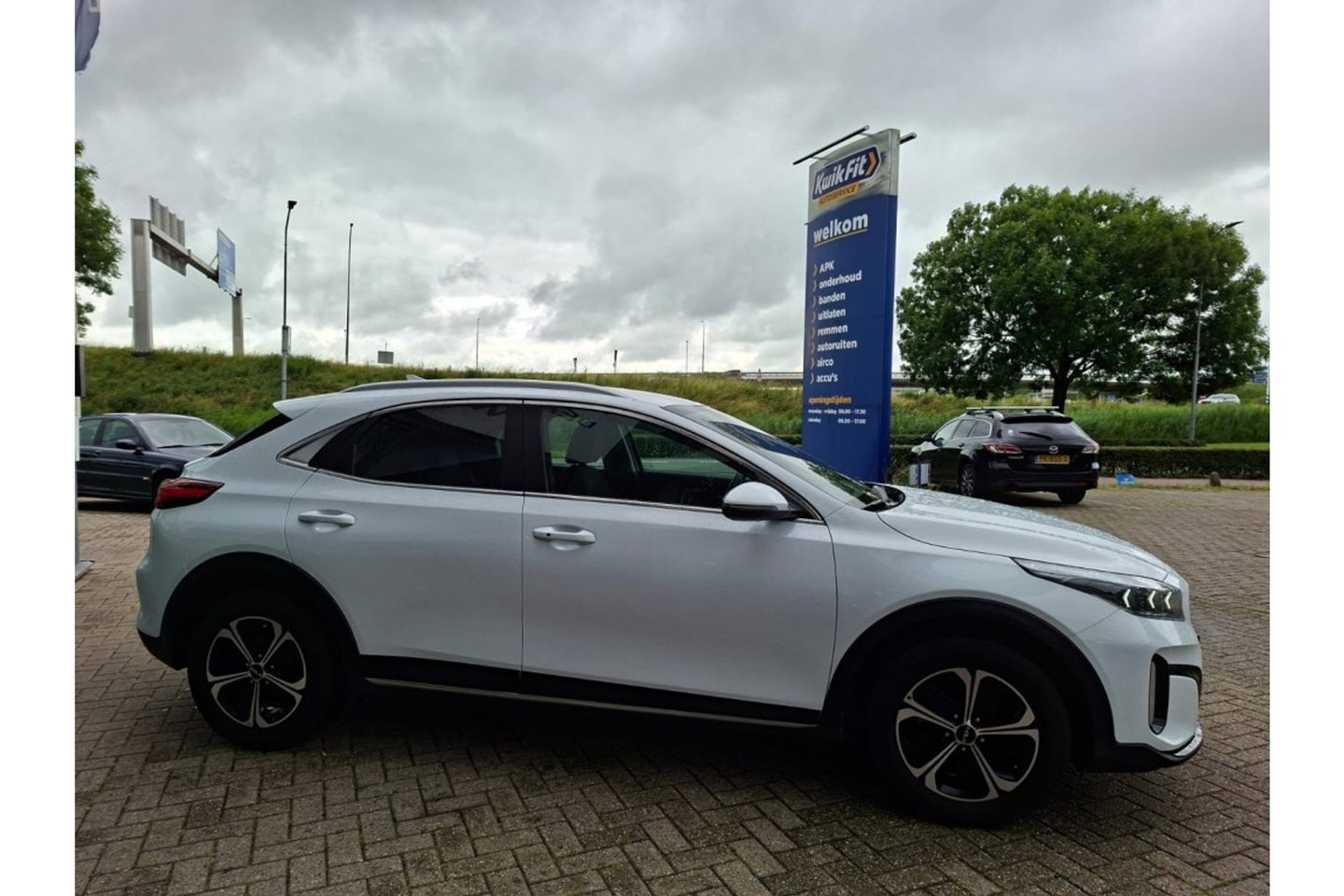 Kia Xceed 1.6 GDI PHEV DYNLINE AIRCO LMV PDC-CAMERA NAVI.
