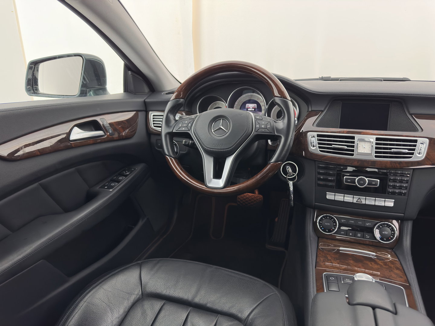 Mercedes-Benz CLS-Klasse 250 CDI Aut. *LEATHER | XENON | NAVI-FULLMAP | COMFORT-SEATS | ECC | PDC | CRUISE | 17''ALU*