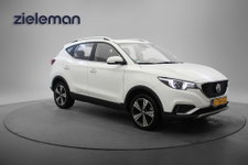 MG ZS - Luxury 45 kWh - Carplay, Panorama, Leer, Camera, Stoelverw.