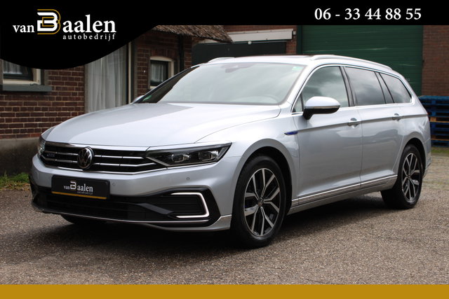 Volkswagen Passat - Variant 1.4 TSI PHEV GTE SOh 94,4% LEER PANO IQ LIGHT TREKHAAK 51000KM!!!