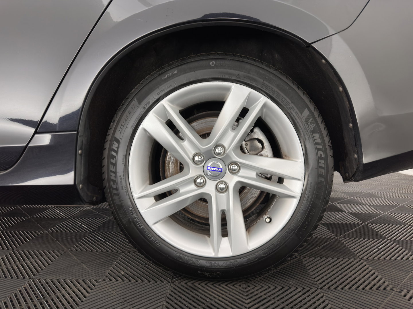 Volvo V60 2.4 D6 AWD Plug-In Hybrid Summum Aut. *LEATHER | XENON | HEATED-COMFORTSEATS | NAVI-FULLMAP | ECC | PDC | CRUISE | 17''ALU | TOWBAR*