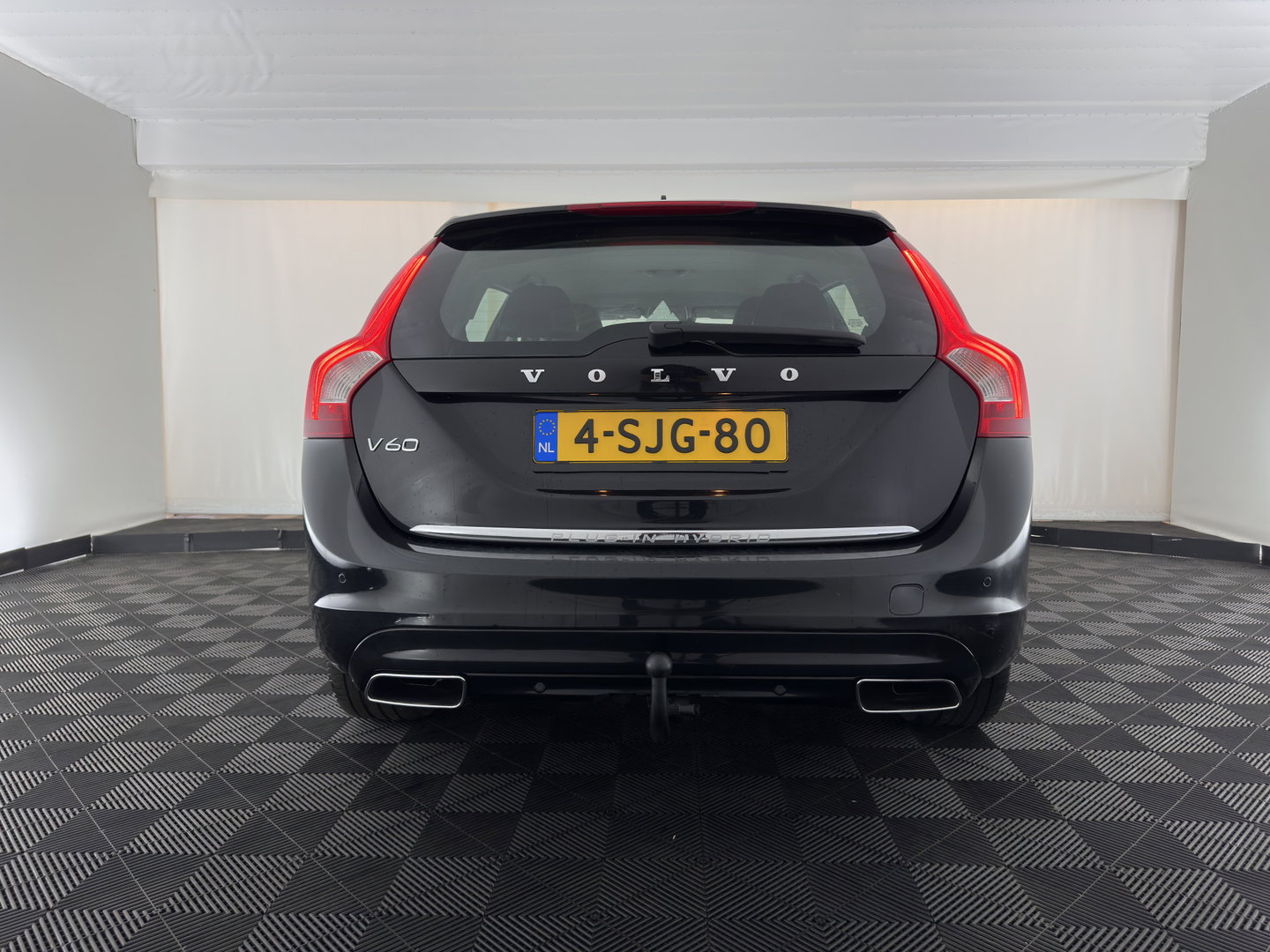 Volvo V60 2.4 D6 AWD Plug-In Hybrid Summum Aut. *LEATHER | XENON | HEATED-COMFORTSEATS | NAVI-FULLMAP | ECC | PDC | CRUISE | 17''ALU | TOWBAR*
