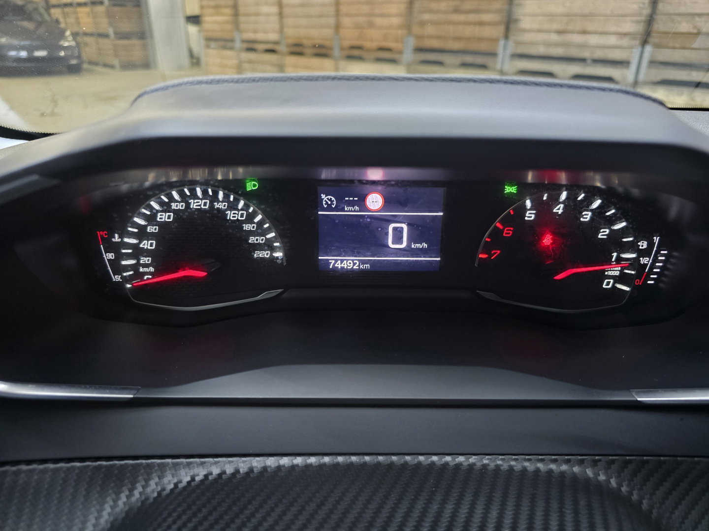 Peugeot 208 1.2 PureTech Active Pack Carplay Cruise Airconditioning LM