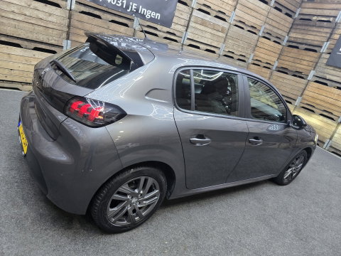Peugeot 208 1.2 PureTech Active Pack Carplay Cruise Airconditioning LM