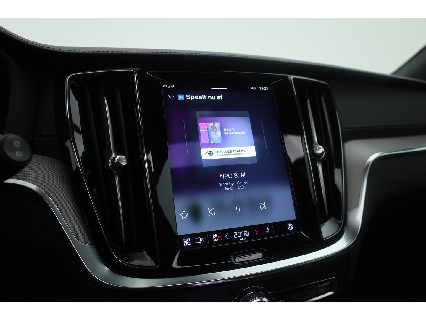 Volvo V60 2.0 T8 Plug-in hybrid AWD Polestar Engineered | SOH 99% | Öhlins | Elek. Trekhaak | Pano | Harman Kardon | HUD | Stoel-Stuurverw. |