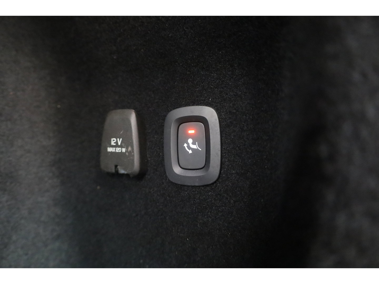 Volvo V60 2.0 T8 Plug-in hybrid AWD Polestar Engineered | SOH 99% | Öhlins | Elek. Trekhaak | Pano | Harman Kardon | HUD | Stoel-Stuurverw. |