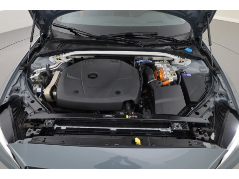 Volvo V60 2.0 T8 Plug-in hybrid AWD Polestar Engineered | SOH 99% | Öhlins | Elek. Trekhaak | Pano | Harman Kardon | HUD | Stoel-Stuurverw. |