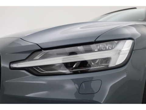 Volvo V60 2.0 T8 Plug-in hybrid AWD Polestar Engineered | SOH 99% | Öhlins | Elek. Trekhaak | Pano | Harman Kardon | HUD | Stoel-Stuurverw. |
