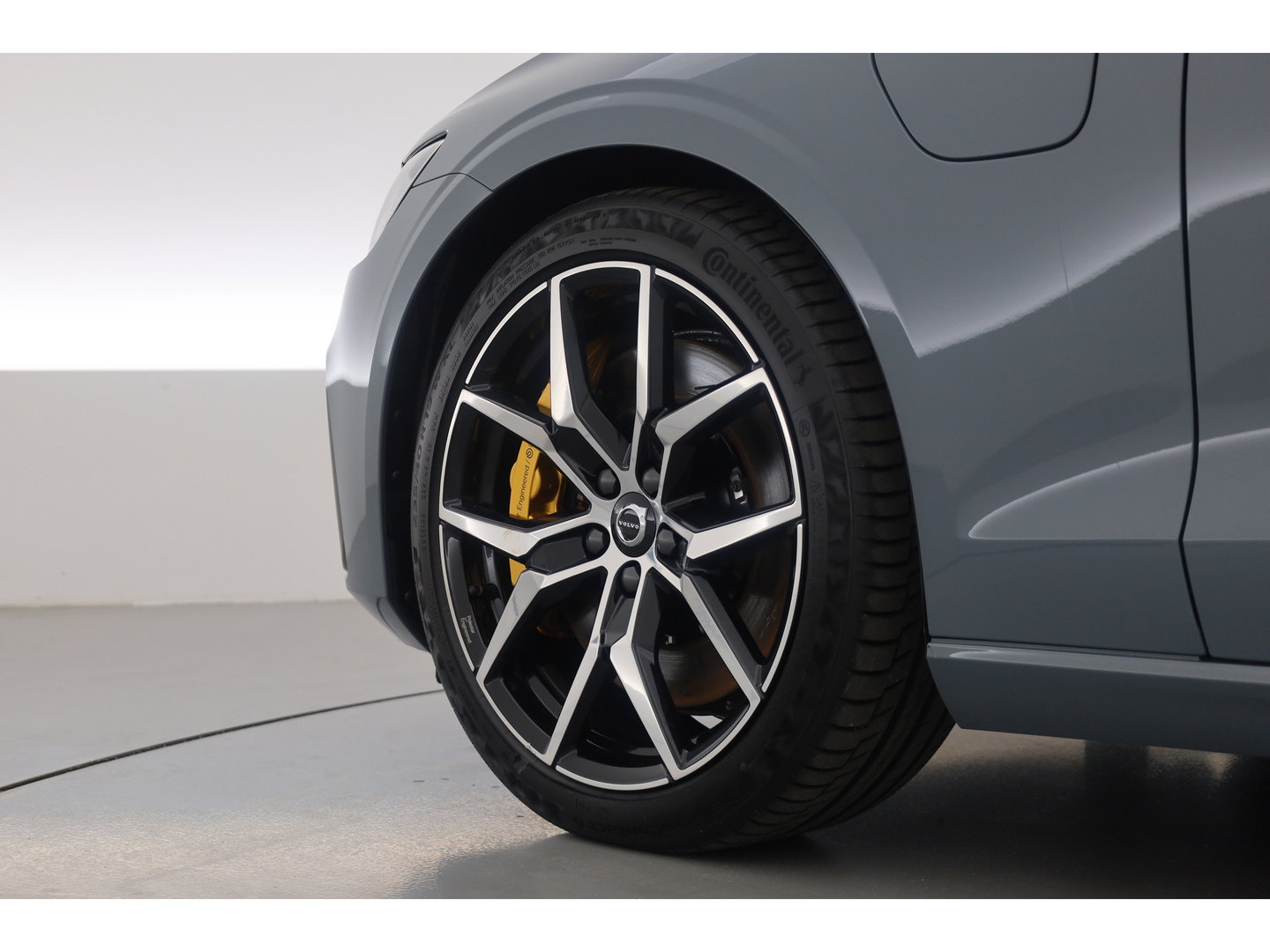 Volvo V60 2.0 T8 Plug-in hybrid AWD Polestar Engineered | SOH 99% | Öhlins | Elek. Trekhaak | Pano | Harman Kardon | HUD | Stoel-Stuurverw. |