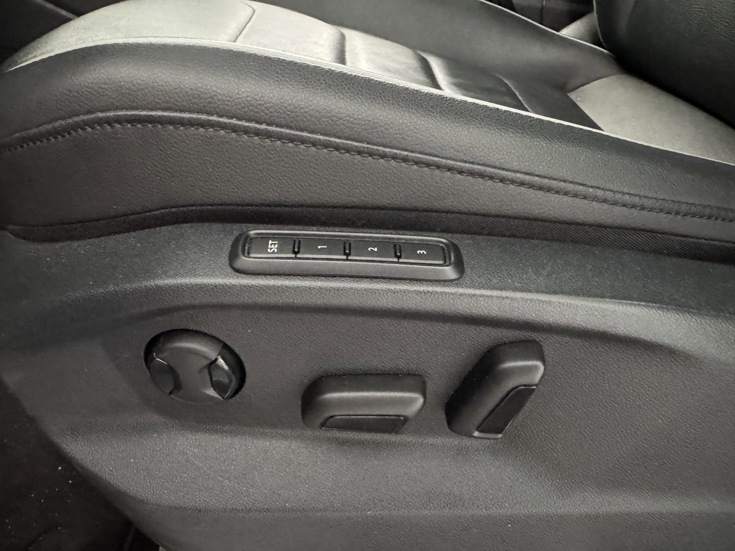 Volkswagen Tiguan 1.4 TSI eHybrid R-Line Business+ soh 100%