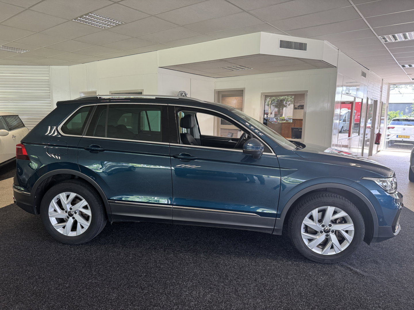 Volkswagen Tiguan 1.4 TSI eHybrid R-Line Business+ soh 100%