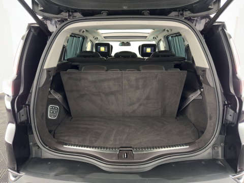 Renault Espace 1.6 dCi Initiale Paris [ 7-Pers. ] Aut. *PANO | LEATHER |  ADAPTIVE-CRUISE | FULL-LED | BLINDSPOT | CAMERA | KEYLESS | HEATED-COMFORTSEATS | PRIVACY-GLASS | ECC | PDC | HEAD-UP | TOWBAR | 19''ALU*