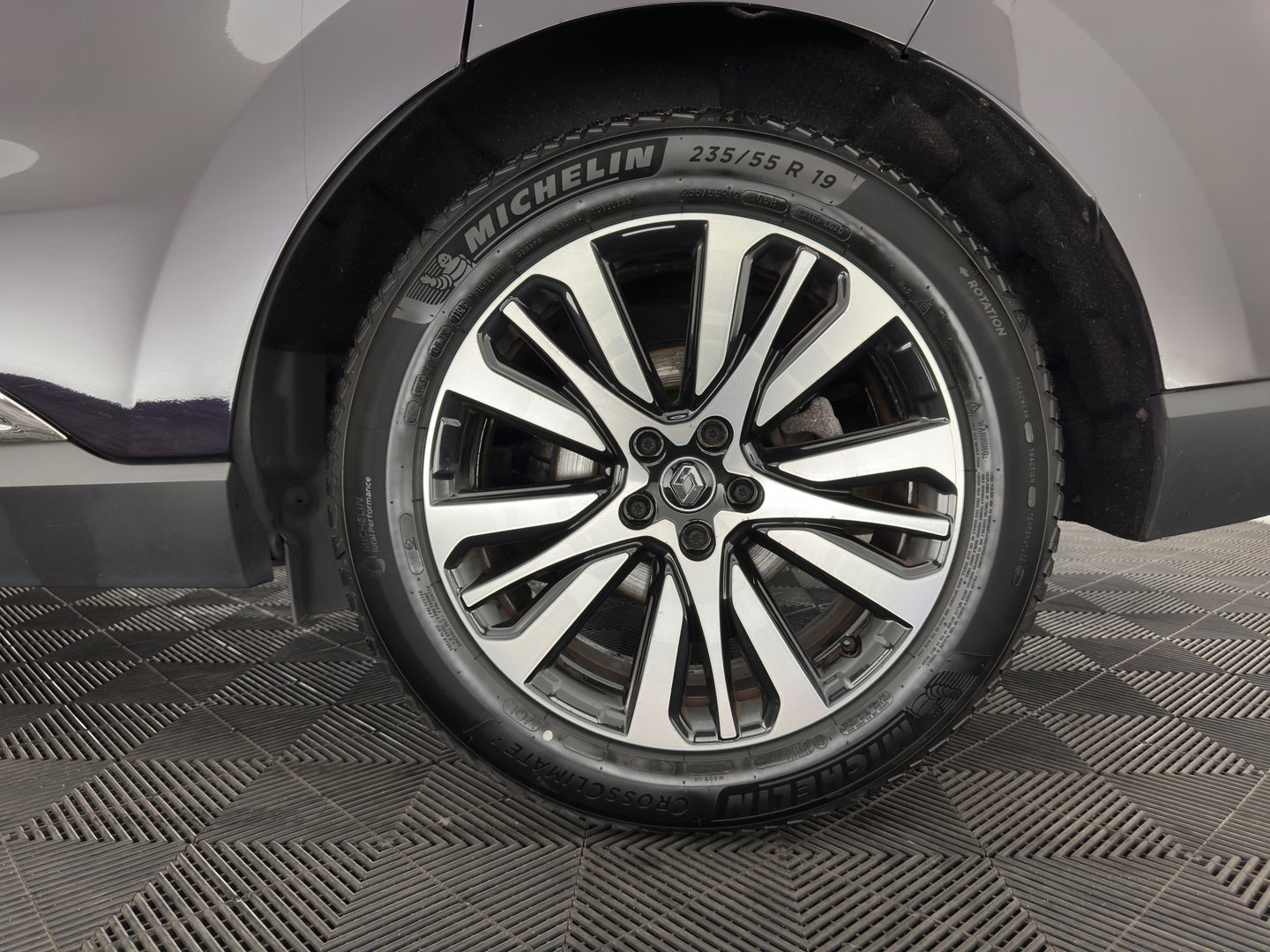 Renault Espace 1.6 dCi Initiale Paris [ 7-Pers. ] Aut. *PANO | LEATHER |  ADAPTIVE-CRUISE | FULL-LED | BLINDSPOT | CAMERA | KEYLESS | HEATED-COMFORTSEATS | PRIVACY-GLASS | ECC | PDC | HEAD-UP | TOWBAR | 19''ALU*