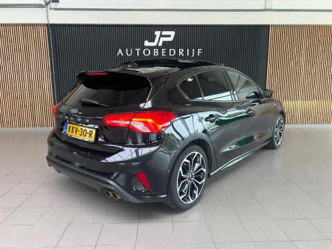 Ford Focus 1.5 EcoBlue ST Line Business AUTOMAAT|PANO|STOEL&STUURVERWARMIN|18 INCH-LM VELGEN|LEDER|ACC|CAMERA|APPLECARPLAY