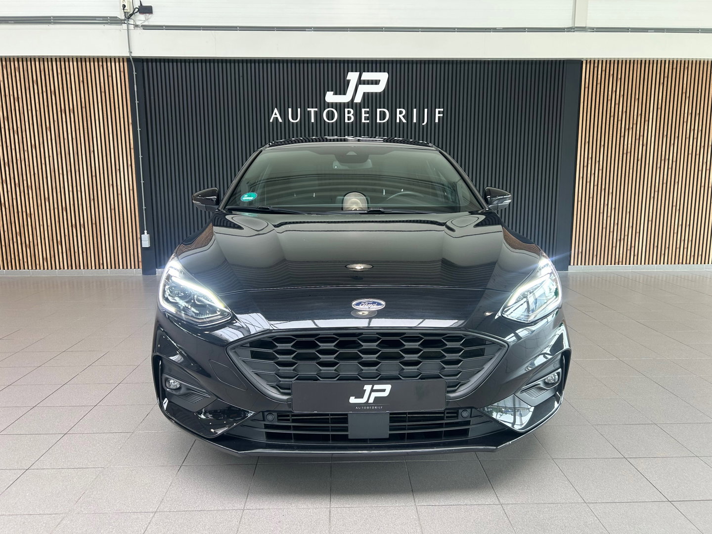 Ford Focus 1.5 EcoBlue ST Line Business AUTOMAAT|PANO|STOEL&STUURVERWARMIN|18 INCH-LM VELGEN|LEDER|ACC|CAMERA|APPLECARPLAY