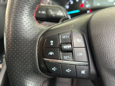 Ford Focus 1.5 EcoBlue ST Line Business AUTOMAAT|PANO|STOEL&STUURVERWARMIN|18 INCH-LM VELGEN|LEDER|ACC|CAMERA|APPLECARPLAY