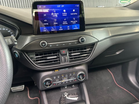Ford Focus 1.5 EcoBlue ST Line Business AUTOMAAT|PANO|STOEL&STUURVERWARMIN|18 INCH-LM VELGEN|LEDER|ACC|CAMERA|APPLECARPLAY