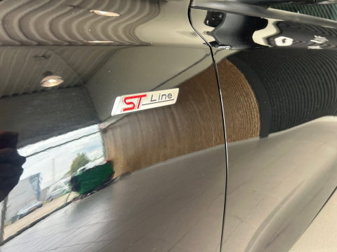 Ford Focus 1.5 EcoBlue ST Line Business AUTOMAAT|PANO|STOEL&STUURVERWARMIN|18 INCH-LM VELGEN|LEDER|ACC|CAMERA|APPLECARPLAY