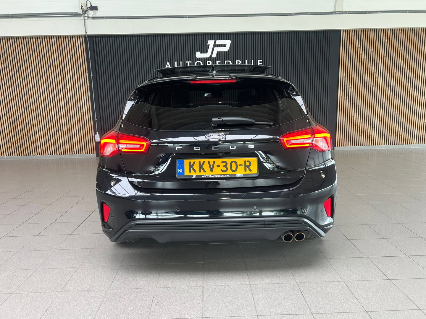 Ford Focus 1.5 EcoBlue ST Line Business AUTOMAAT|PANO|STOEL&STUURVERWARMIN|18 INCH-LM VELGEN|LEDER|ACC|CAMERA|APPLECARPLAY