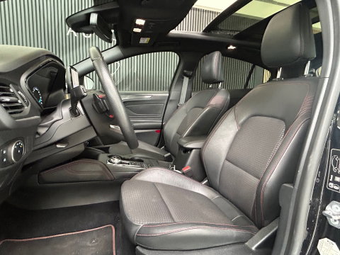 Ford Focus 1.5 EcoBlue ST Line Business AUTOMAAT|PANO|STOEL&STUURVERWARMIN|18 INCH-LM VELGEN|LEDER|ACC|CAMERA|APPLECARPLAY