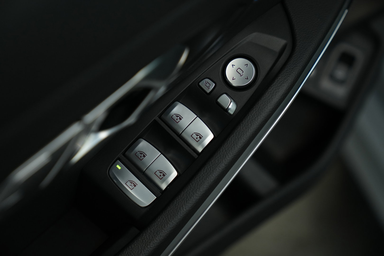 BMW 3 Serie Touring 320e Panoramadak PDC ACC HI-FI M Sport Trekhaak 24 Maanden garantie* (Vraag naar de voorwaarden)
