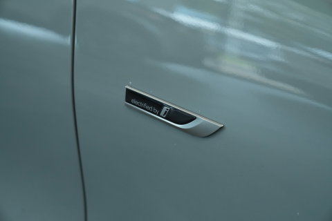 BMW 3 Serie Touring 320e Panoramadak PDC ACC HI-FI M Sport Trekhaak 24 Maanden garantie* (Vraag naar de voorwaarden)