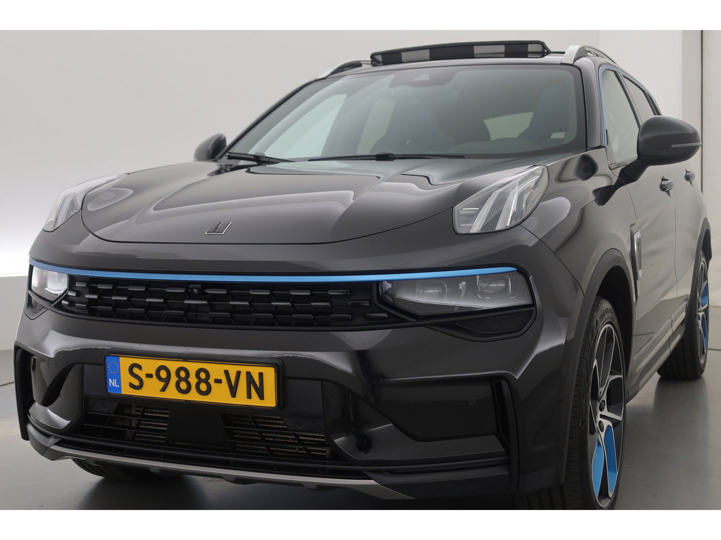 Lynk & Co 01 1.5 | Prijs rijklaar | Zwarte Hemel | 360 Camera |  Panorama-dak |