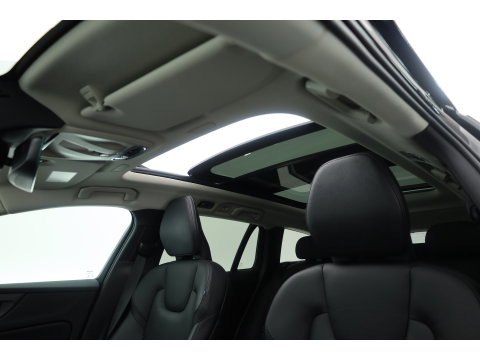Volvo V60 2.0 T8 Recharge AWD Inscription | Pano-dak | elek. trekhaak | H&k Audio | Vol Leer | Stoel  + stuur-verwarming |