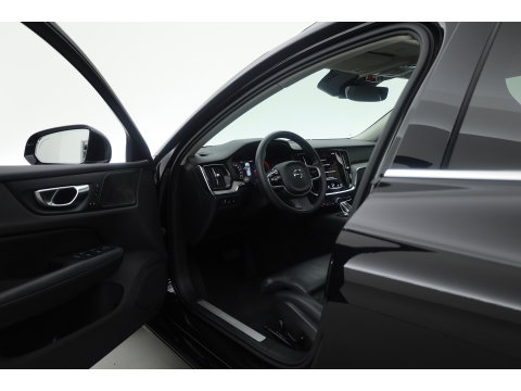 Volvo V60 2.0 T8 Recharge AWD Inscription | Pano-dak | elek. trekhaak | H&k Audio | Vol Leer | Stoel  + stuur-verwarming |