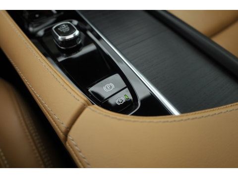Volvo XC90 2.0 T8 Recharge AWD Ultimate Bright | 455 PK | 7p. | Massage / ventilatiestoelen | Head- up |