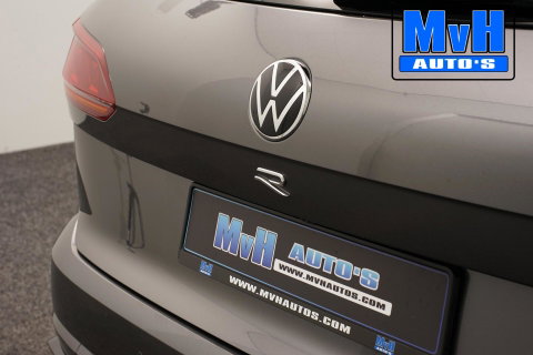 Volkswagen Touareg 3.0 TSi eHybrid 4MOTION R|FULL OPTIONS!