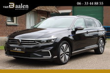 Volkswagen Passat - Variant 1.4 TSI PHEV GTE Business SOh 91,2% IQ LIGHT NAVI PANO TREKHAAK 134000KM!!!