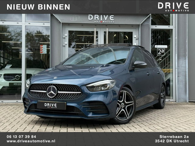 Mercedes-Benz B-Klasse - 200 Bus. Solution AMG Night|Pano|Carplay|Sfeer|Cam|Trekhaak
