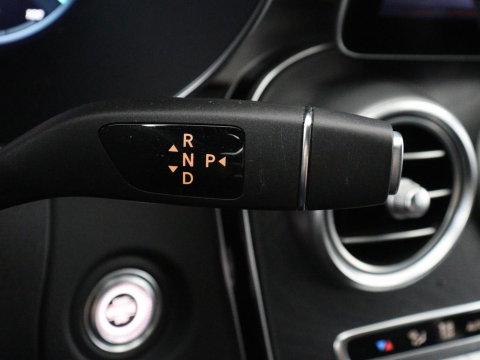 Mercedes-Benz C-Klasse 300e Business Solution AMG Limited | SOH 82,2% | 360 Camera | Stoelverwarming | Leder/Alcantara | Carplay | Matrix LED | Navigatie | Cruise control | Park Assist | Sfeerverlichting | PHEV | Plug In